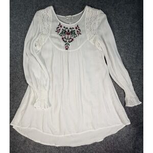 Cloth & Portrait White Embroidered Boho Lace Overlay Top Women's Small Romantic